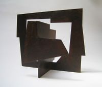 Ruiz de Eguino Iñaki - Centinela - 26,5x18x21,2 - Acero corten